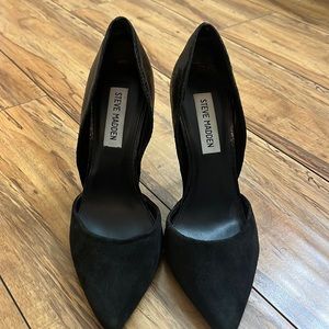 Steve Madden Suede Pumps